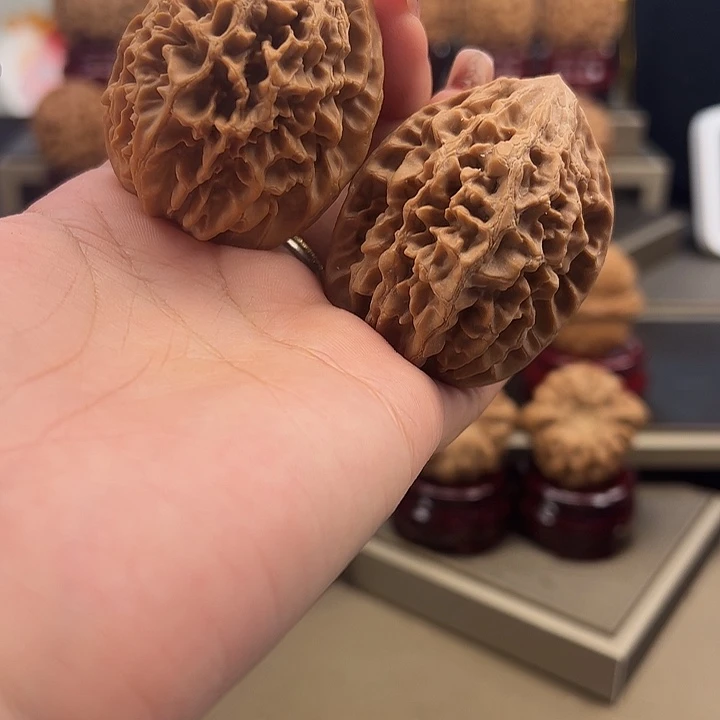 文玩核桃把件42 招财鼠 m-003