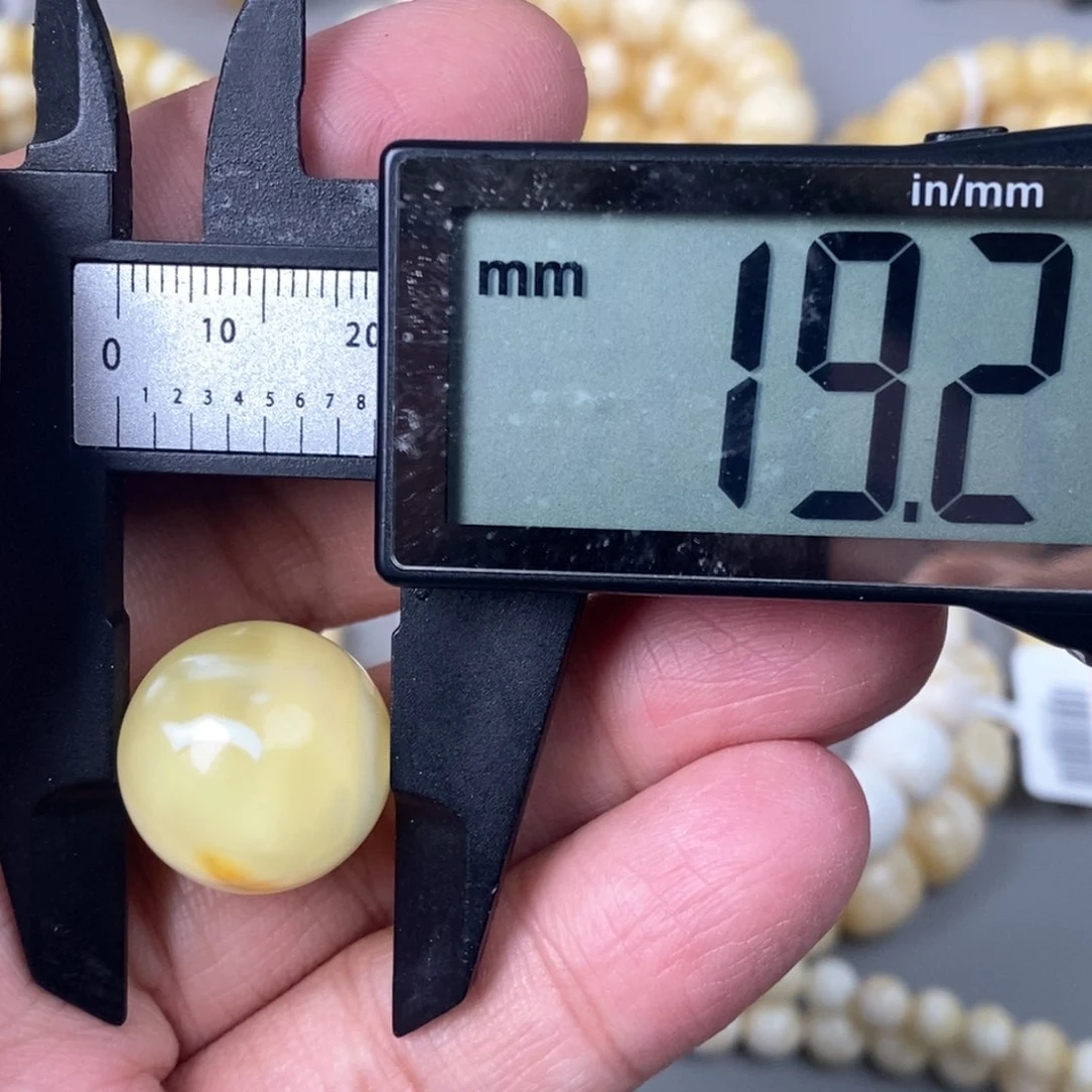 蜜蜡珠宝奇石未镶嵌4g