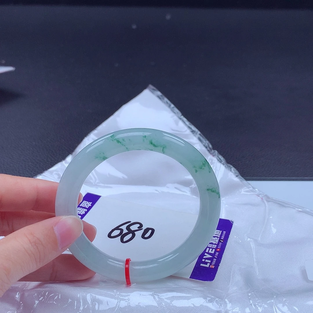 翡翠手镯未镶嵌手镯001640