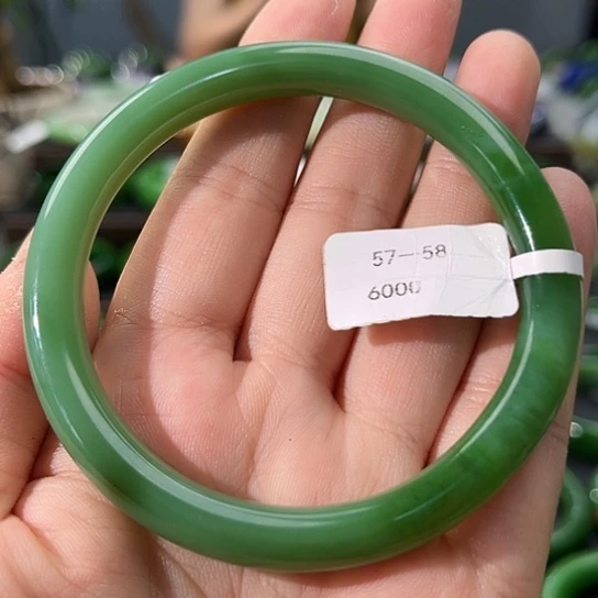 和田玉（碧玉）手镯未镶嵌