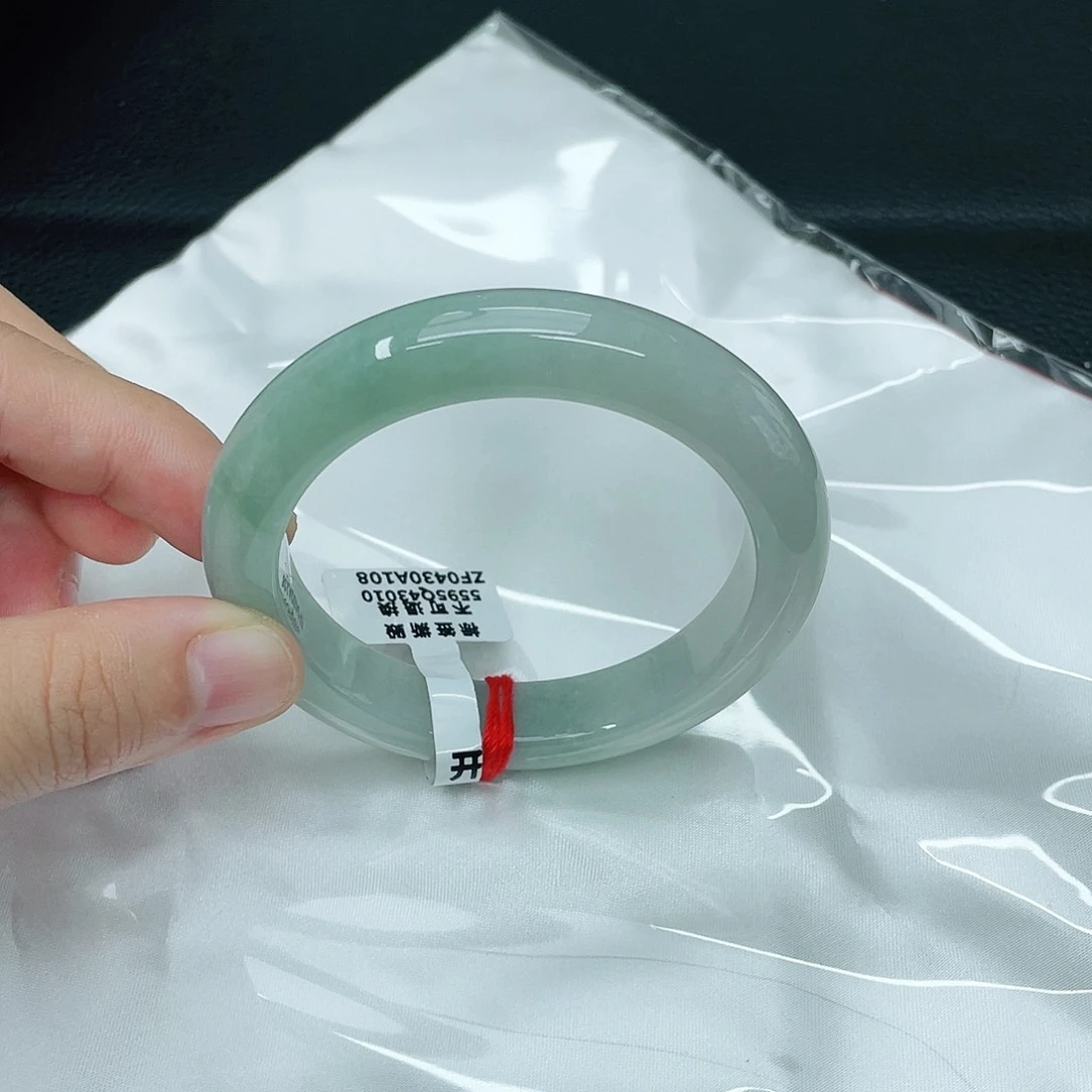 翡翠手镯未镶嵌正55,5