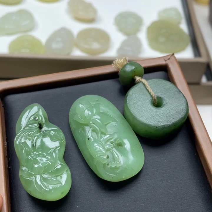 颈饰未镶嵌和田玉拍一发一 多样性发货