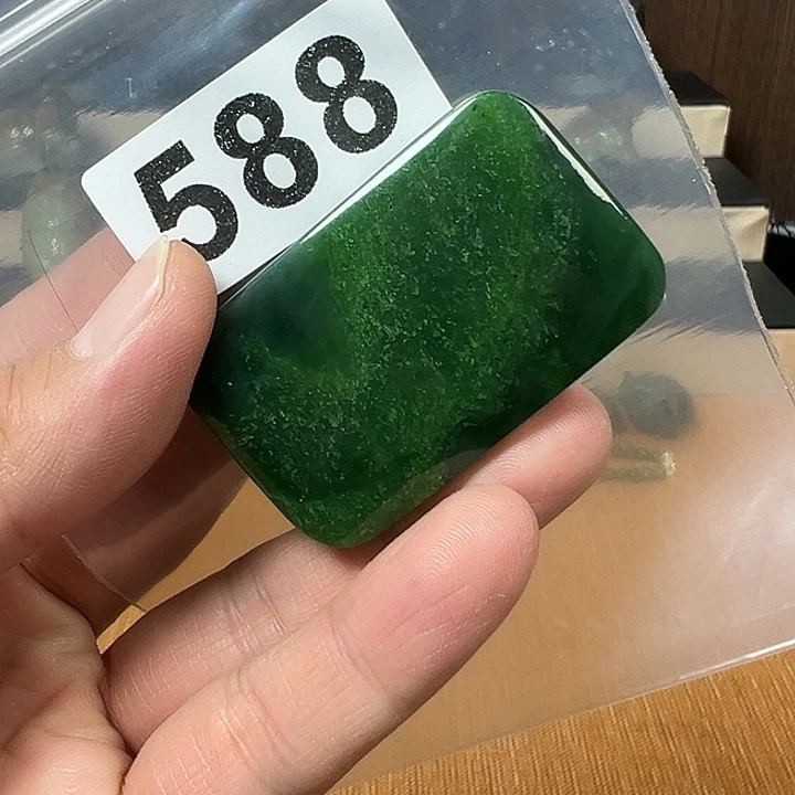 和田玉（碧玉）未镶嵌颈饰