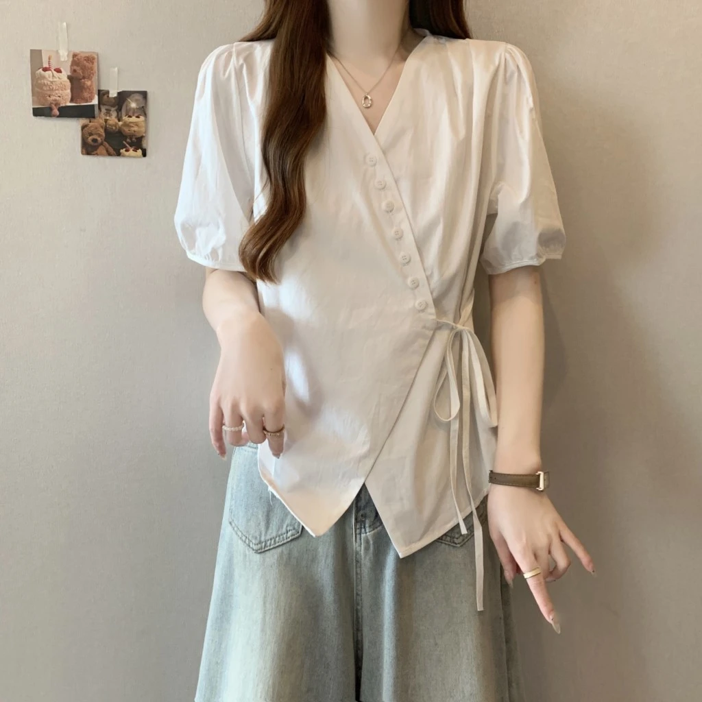 2025夏季新款薄款V领短袖衬衫大码女装胖mm收腰显瘦遮肚系带上衣