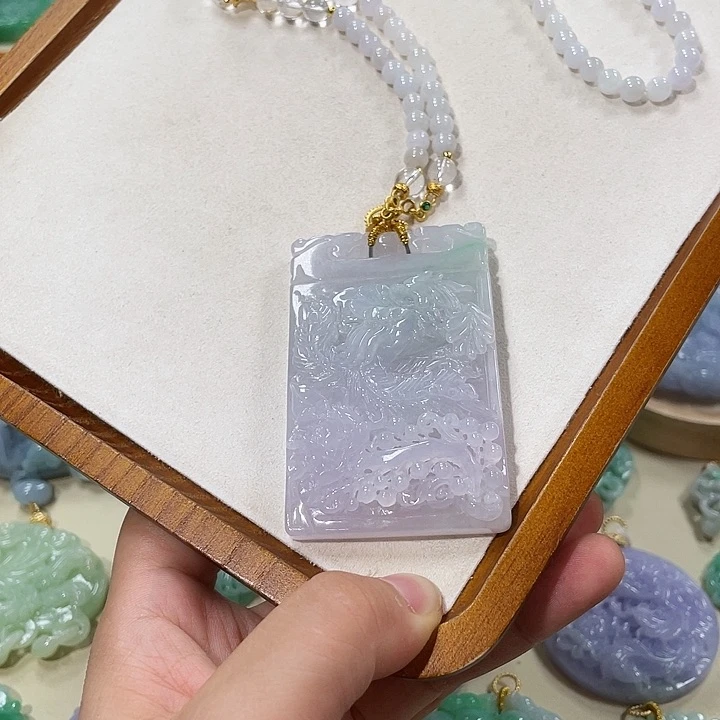 翡翠未镶嵌颈饰翡翠吊坠