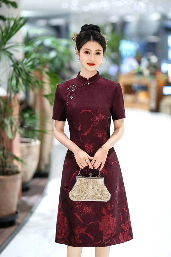 2025新款喜婆婆婚宴装年轻旗袍结婚妈妈礼服高贵气质妈妈装婚宴装