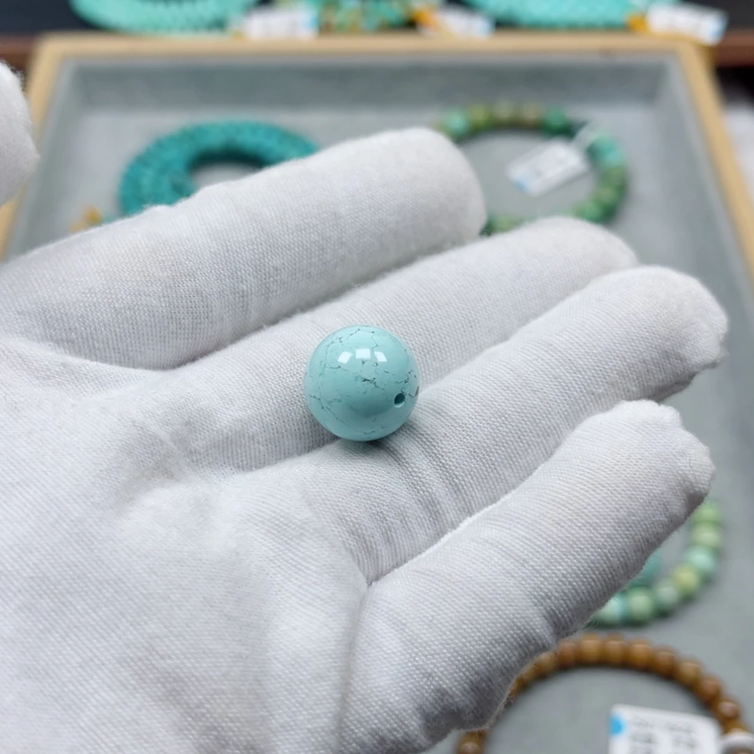 绿松石未镶嵌挂件