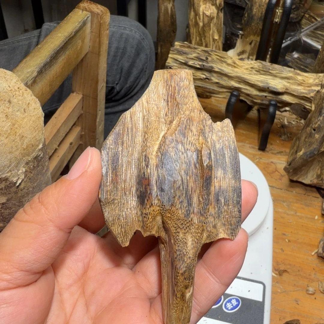 棋楠沉香白奇块料32克