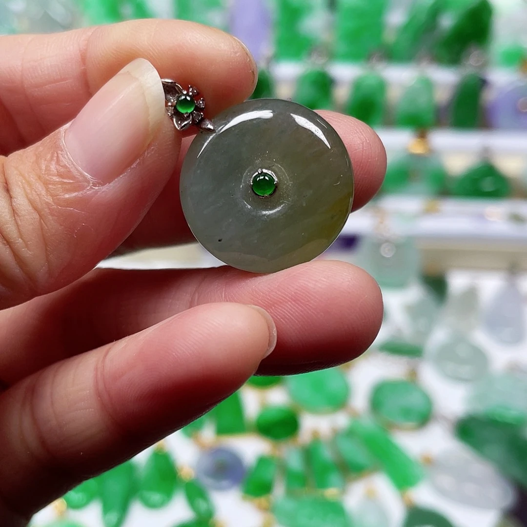 吊坠(不含链)18K金镶嵌翡翠