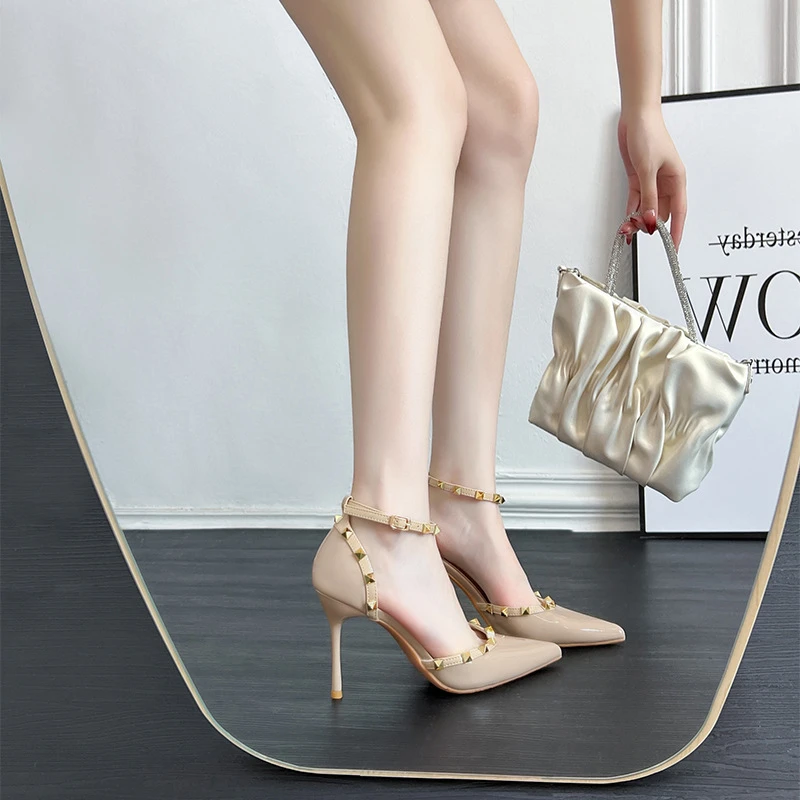 AXY法式裸色尖头绝美高跟鞋女新款春夏柳丁性感凉鞋铆钉单鞋女