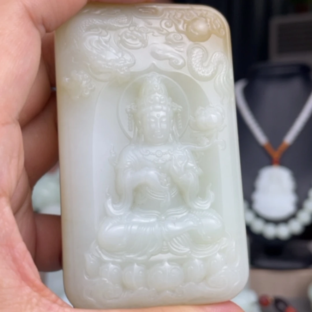 【闪购商品】颈饰未镶嵌和田玉