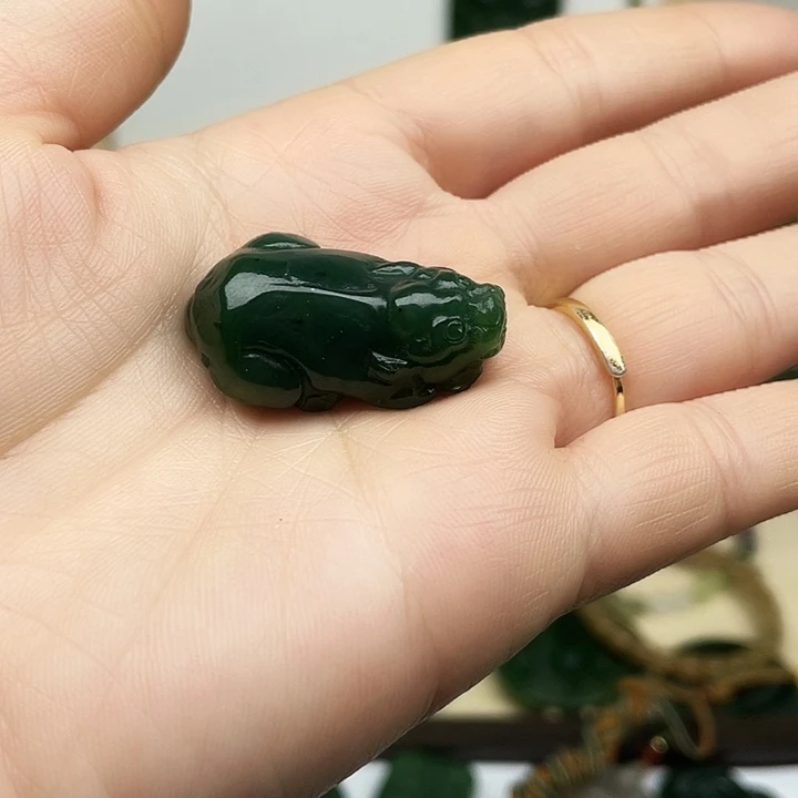 和田玉（糖玉）未镶嵌戒指