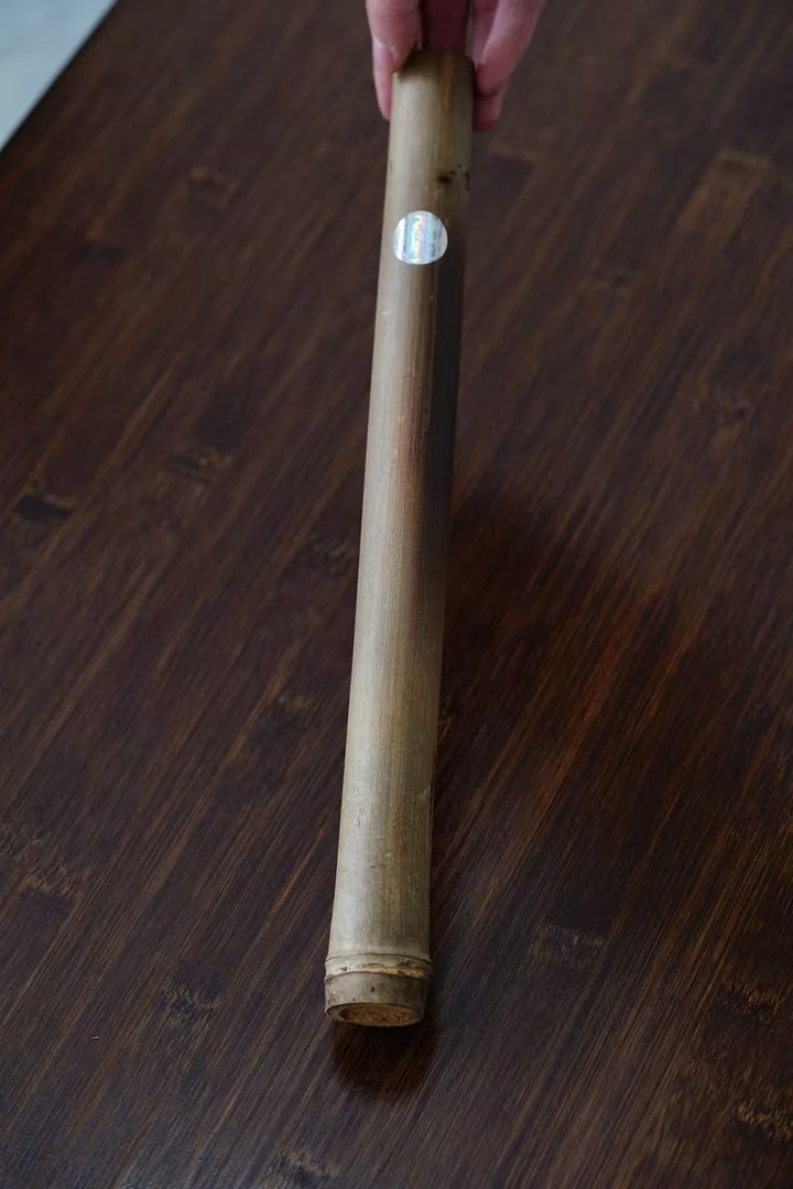 2005年华联班章竹筒茶普洱生茶100g