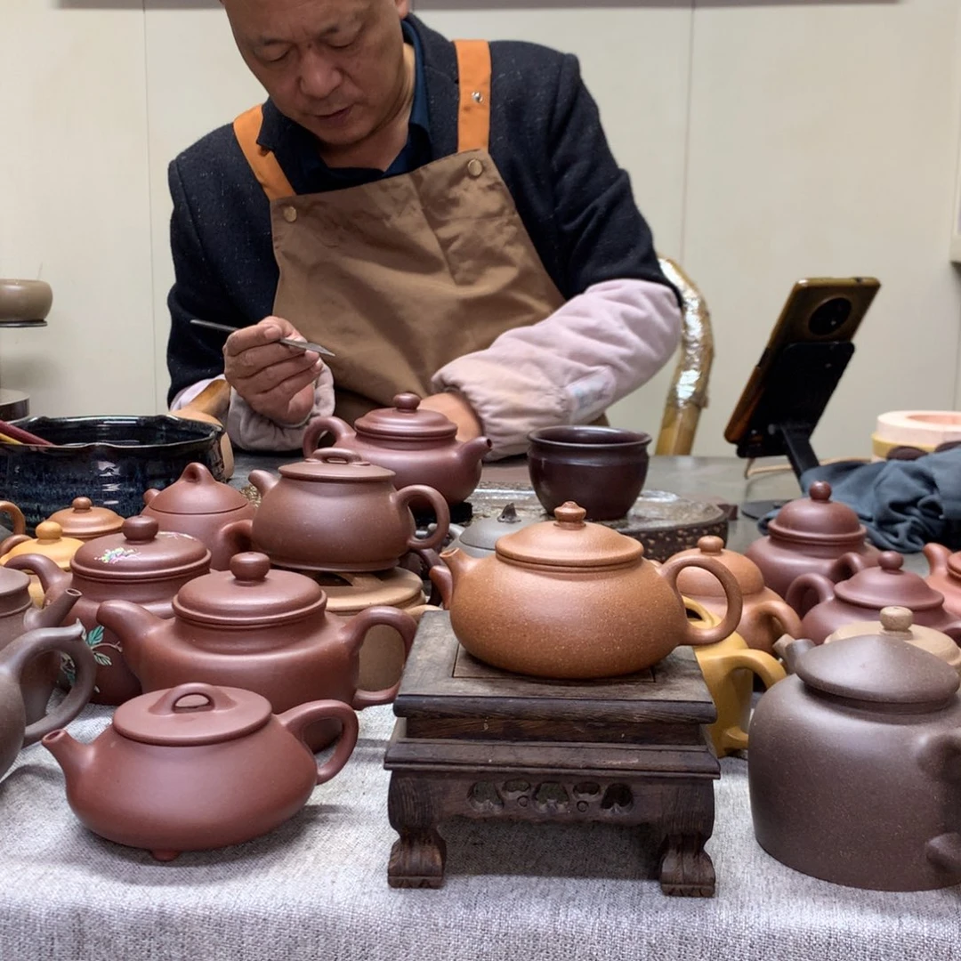 茶壶紫泥黄降坡寒江130 C半手工制作
