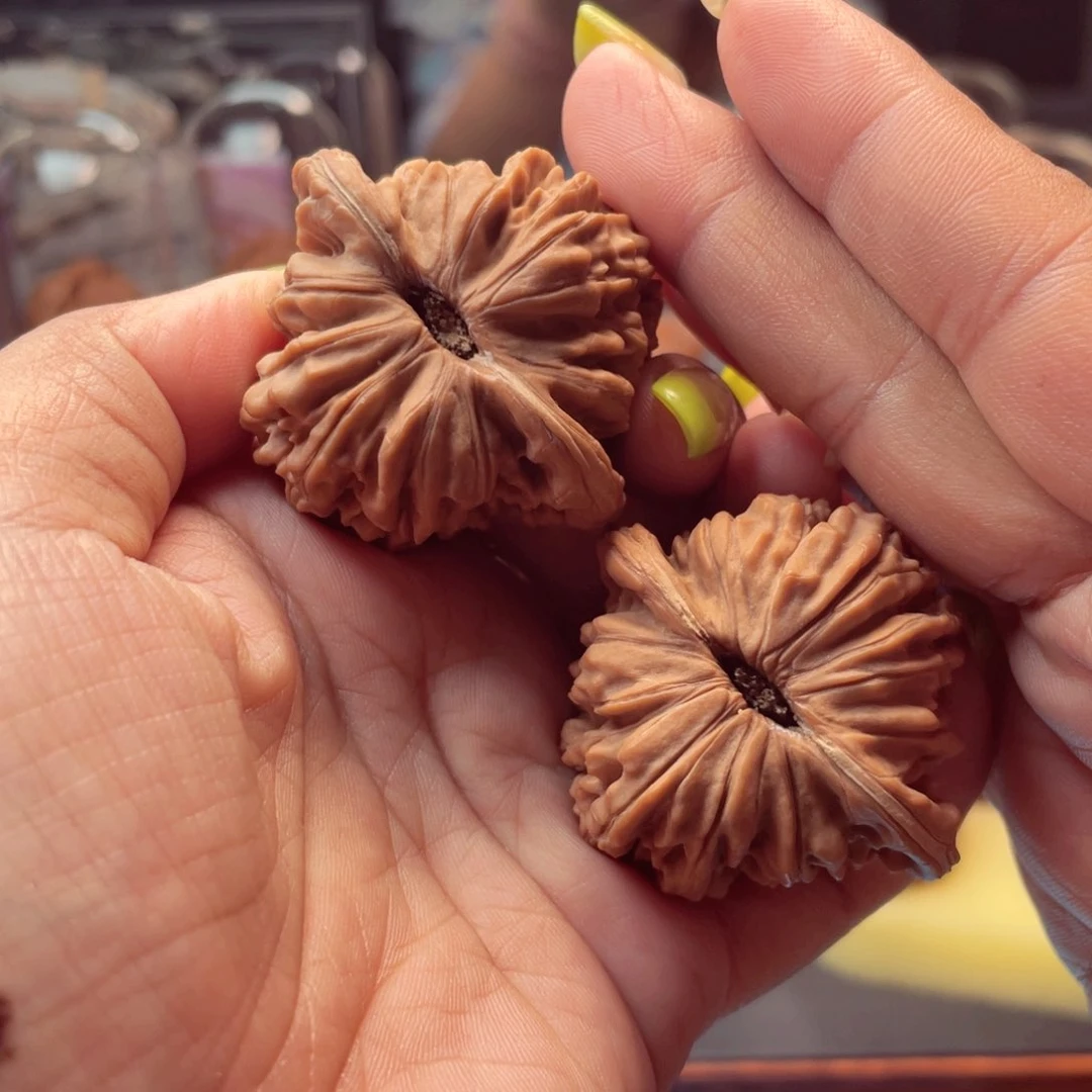 【闪购商品】文玩核桃把件四座楼44