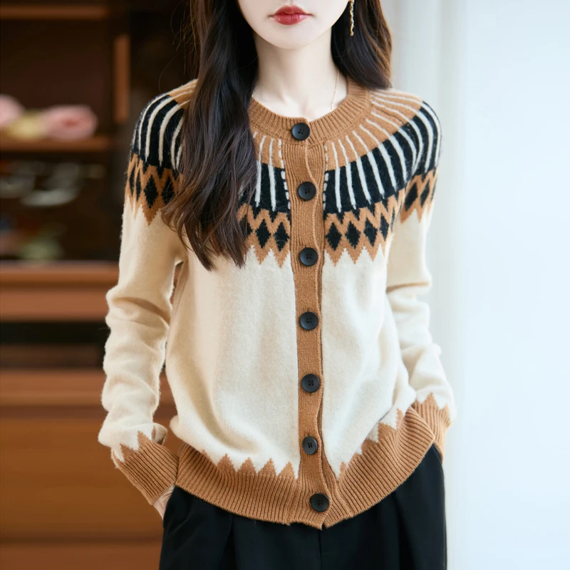 哥弟阿玛施正品秋冬新款费尔岛提花圆领羊毛衫软糯加厚时尚上衣女