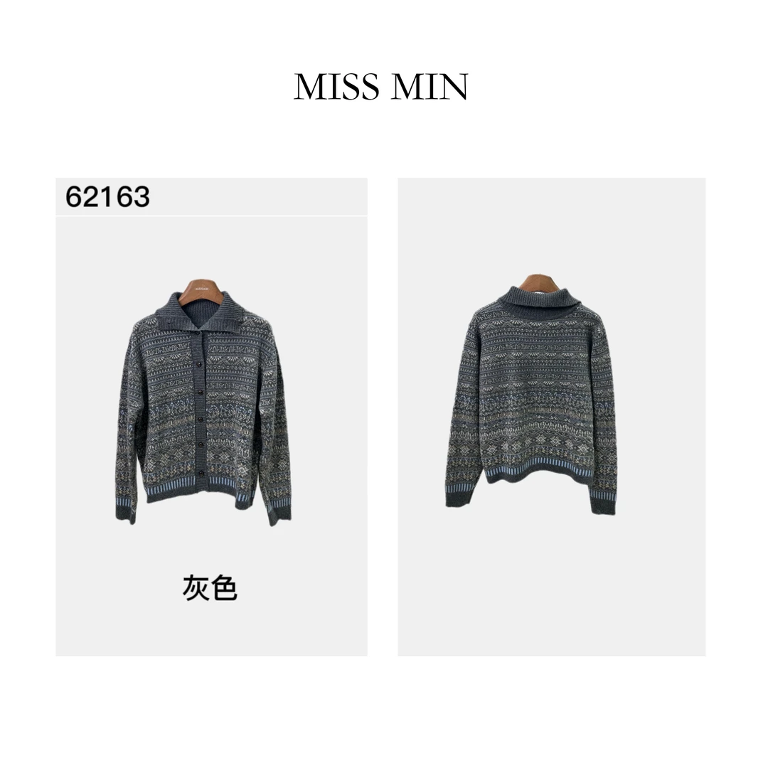 MISS MIN 62163 复古提花立领半开拉链针织衫宽松厚实套头毛衣