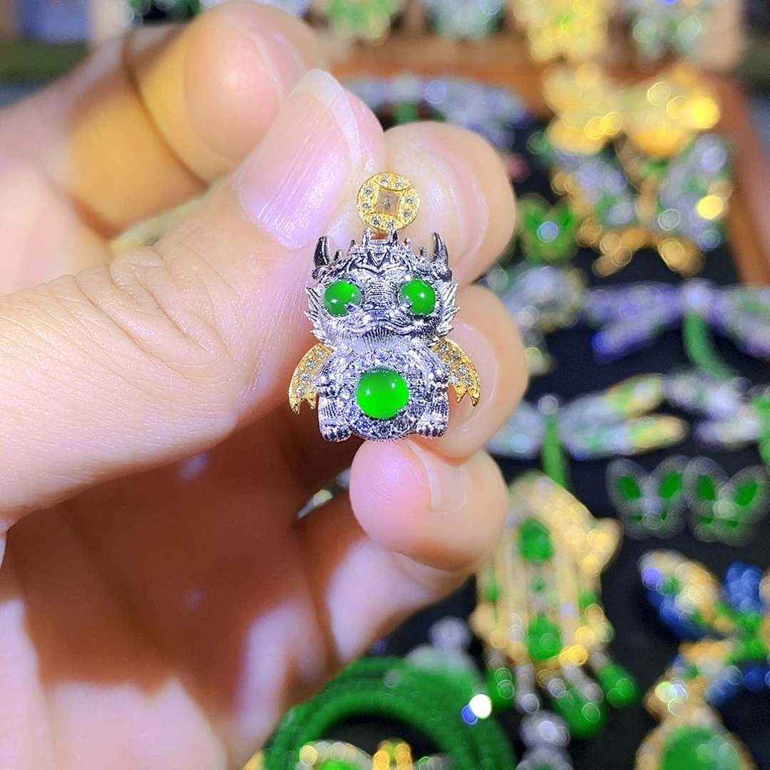 颈饰银S925镶嵌翡翠