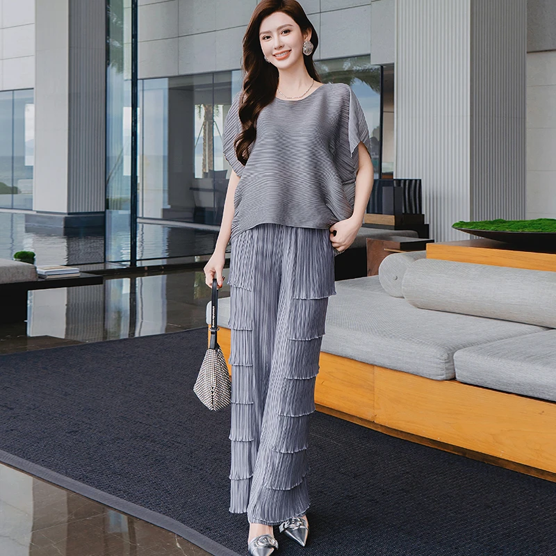 2025春夏新款流行爆款阔腿正品休闲裤女直筒垂感飘逸竹节形木耳边