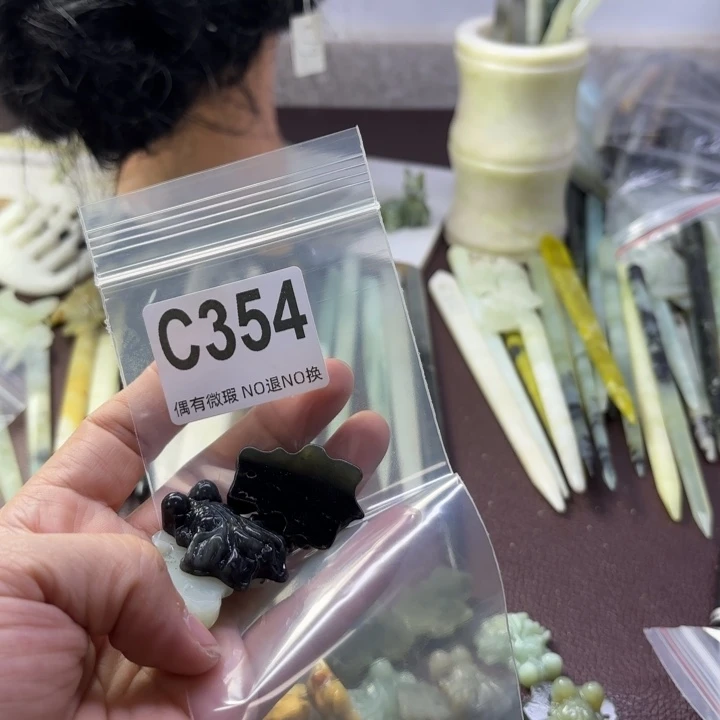 蛇纹石玉发饰合金A****心