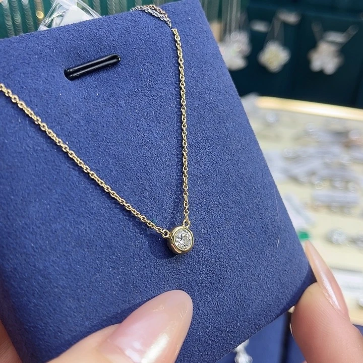 实验室培育钻石18K金镶嵌30分泡泡