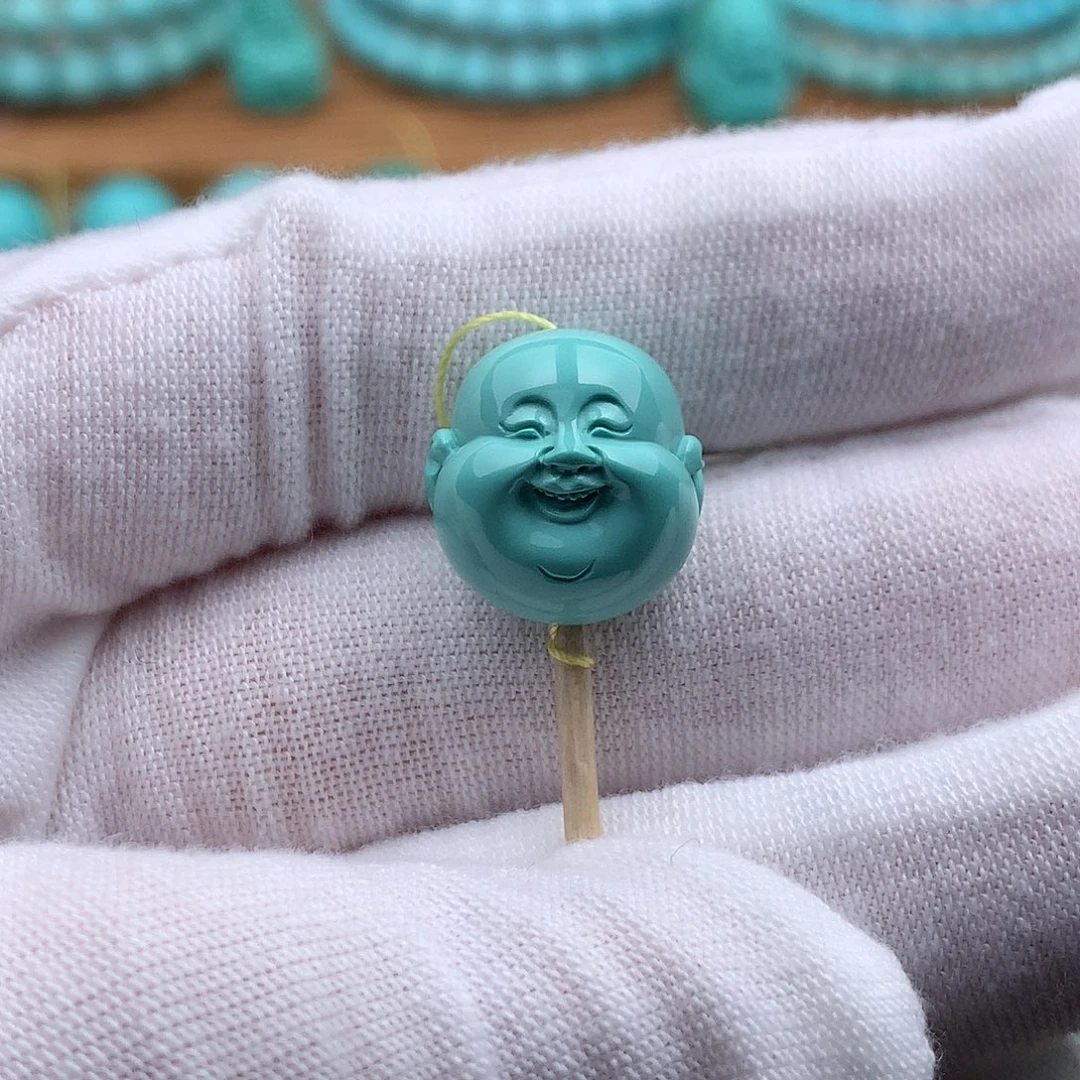 绿松石未镶嵌珠宝奇石