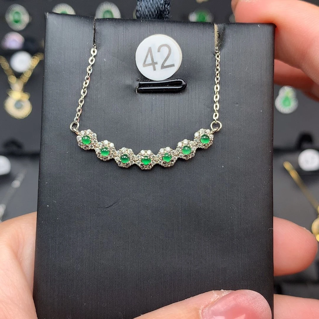 翡翠颈饰银S925镶嵌项链925