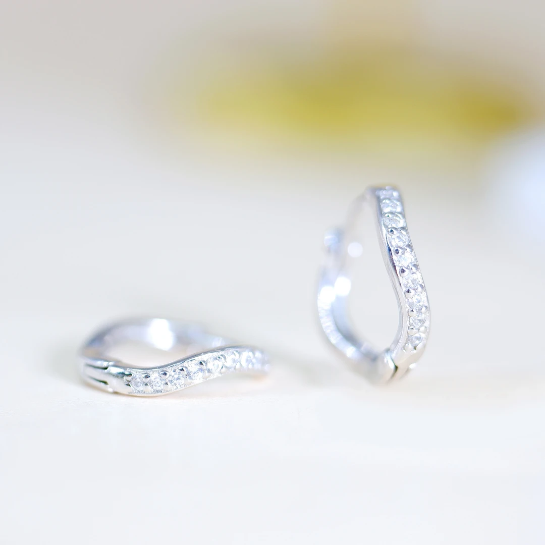 足银合成锆石耳饰 足银耳饰纯银999波浪锆石耳扣养耳洞气质耳饰