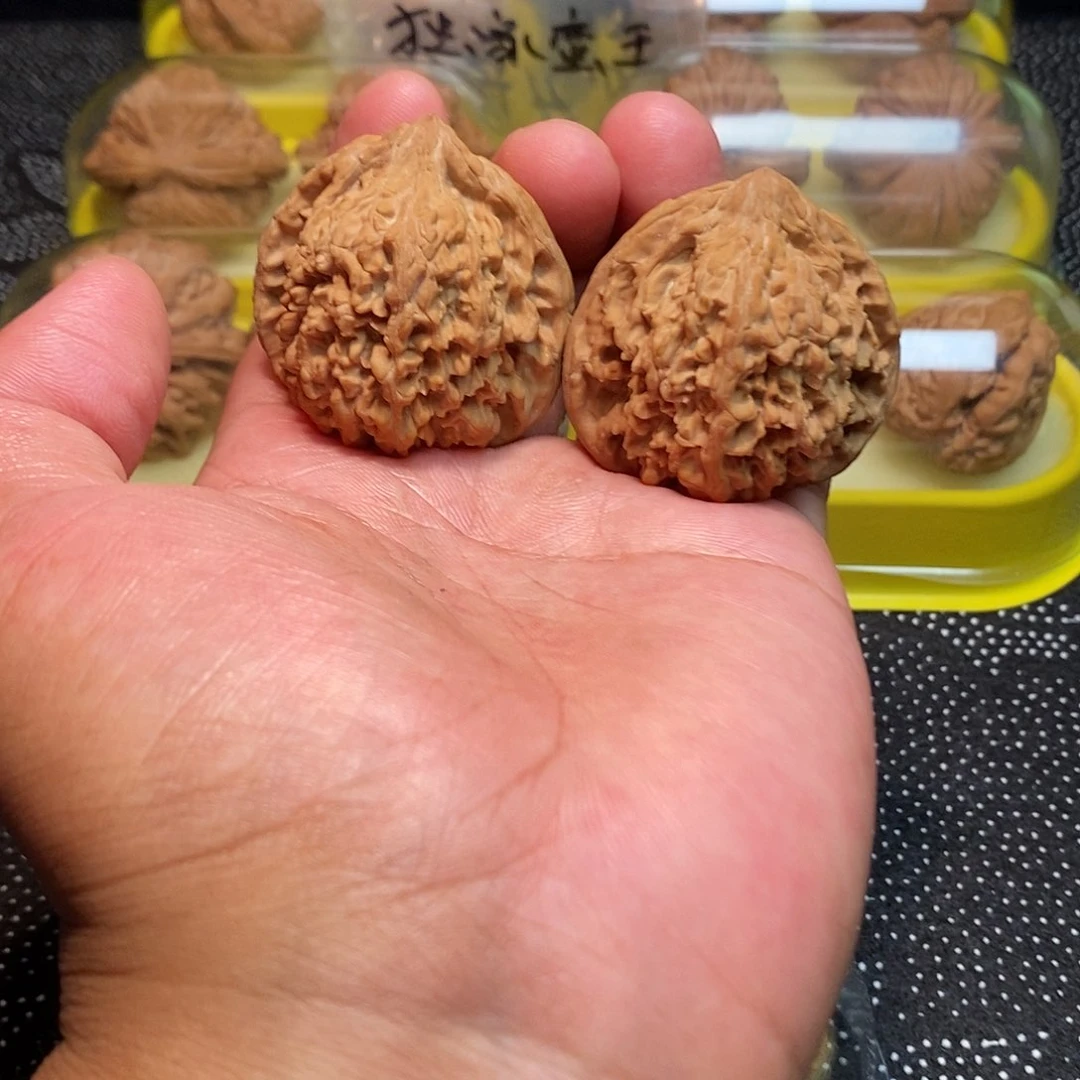 文玩核桃吊坠满天星