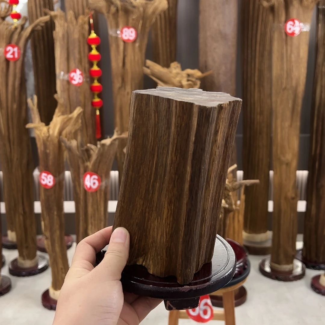 东***红沉香碎屑沉香天然沉香