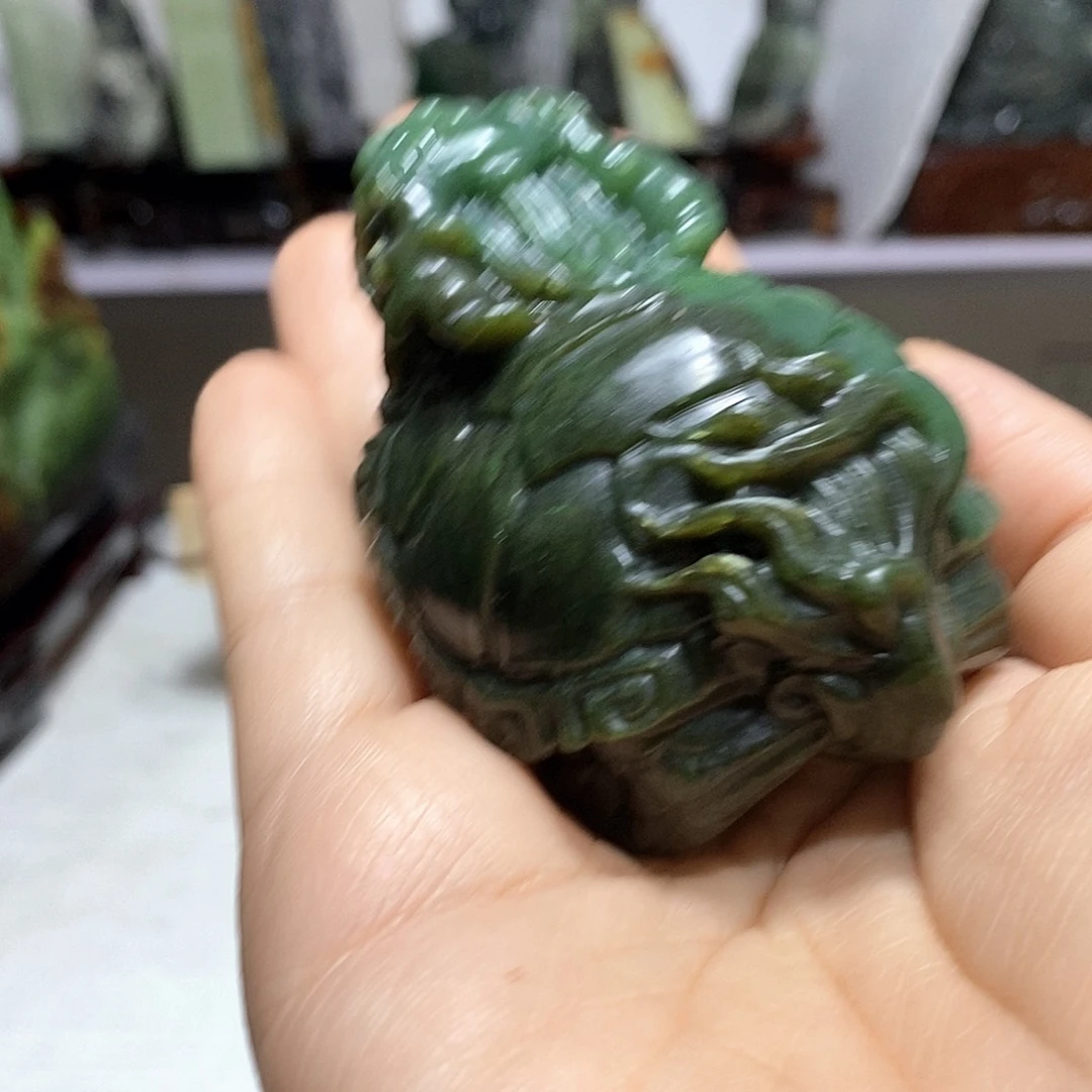 玉玉未镶嵌居家办公