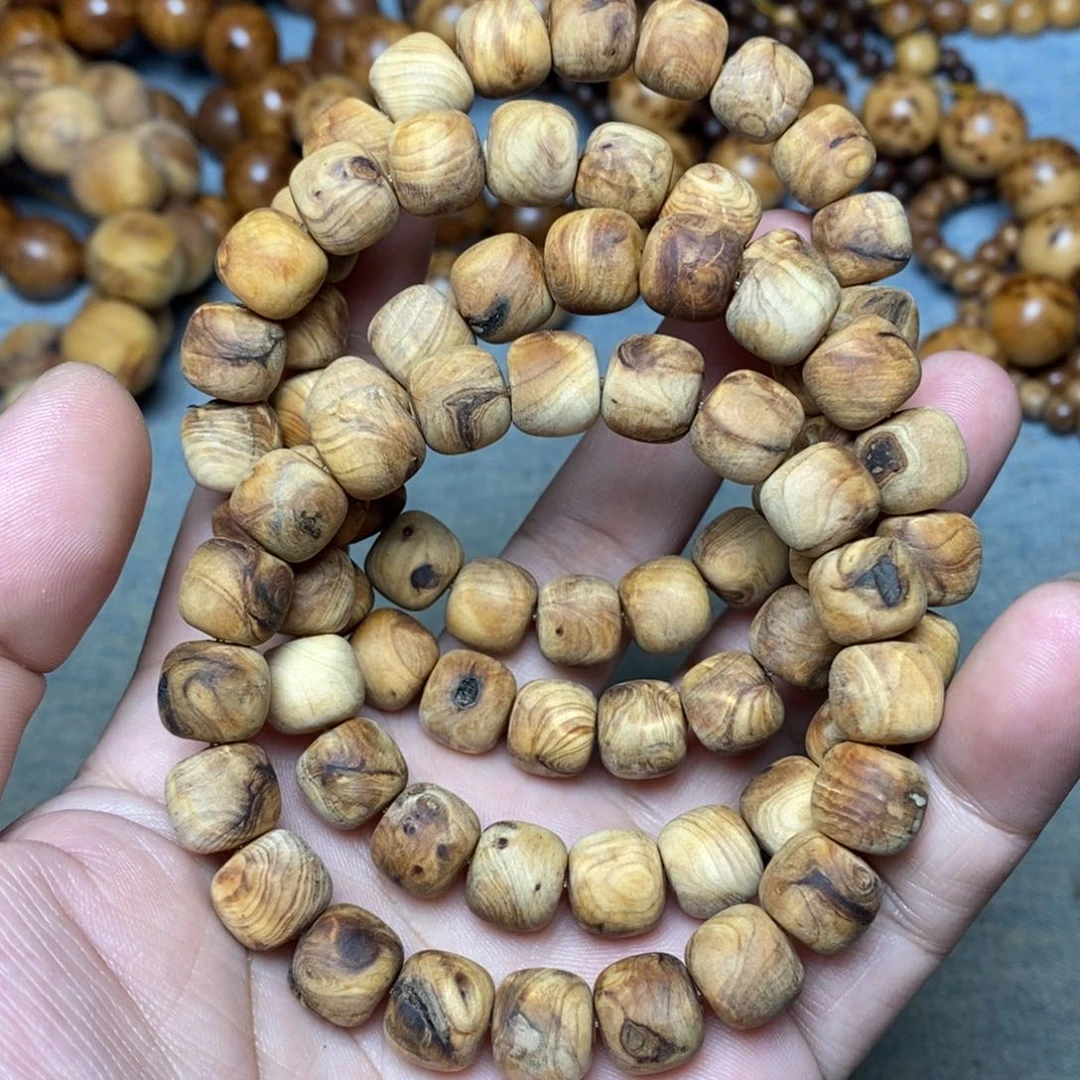 柏木（崖柏）无事牌1.1老型龙胆碳化瑕疵