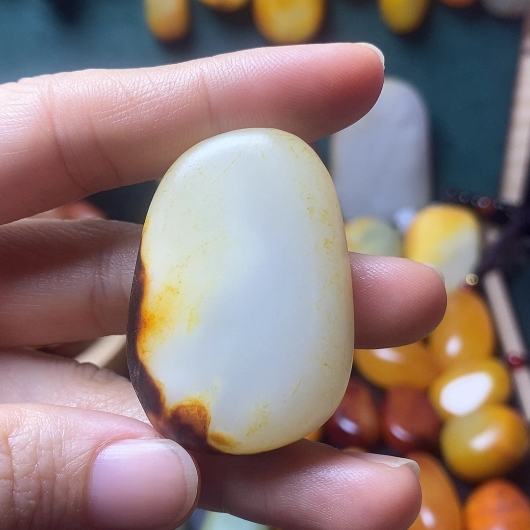 和田玉（糖玉）未镶嵌挂件