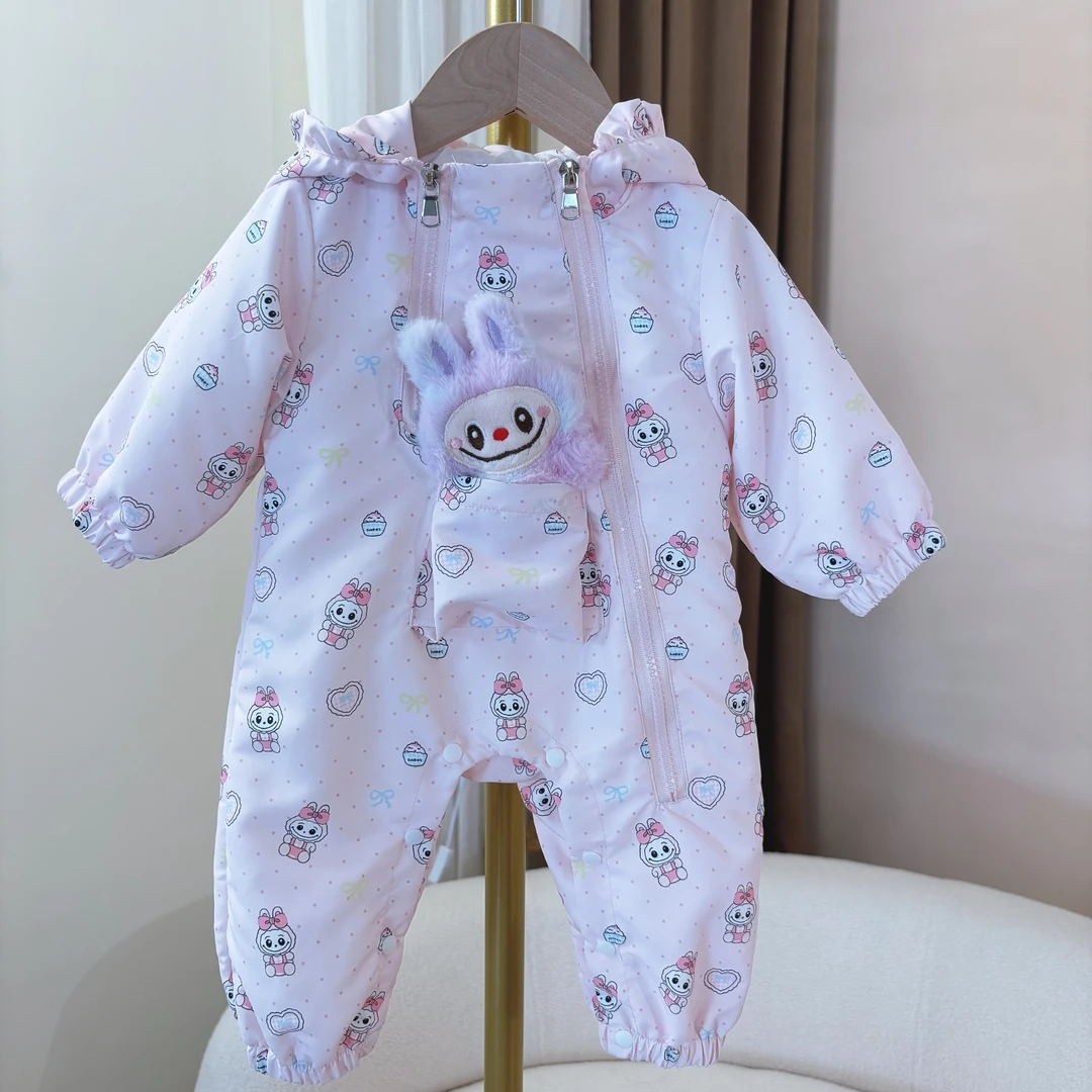 婴儿秋装外套可爱卡通连帽爬爬服女宝宝外出防风衣双层A类连体衣