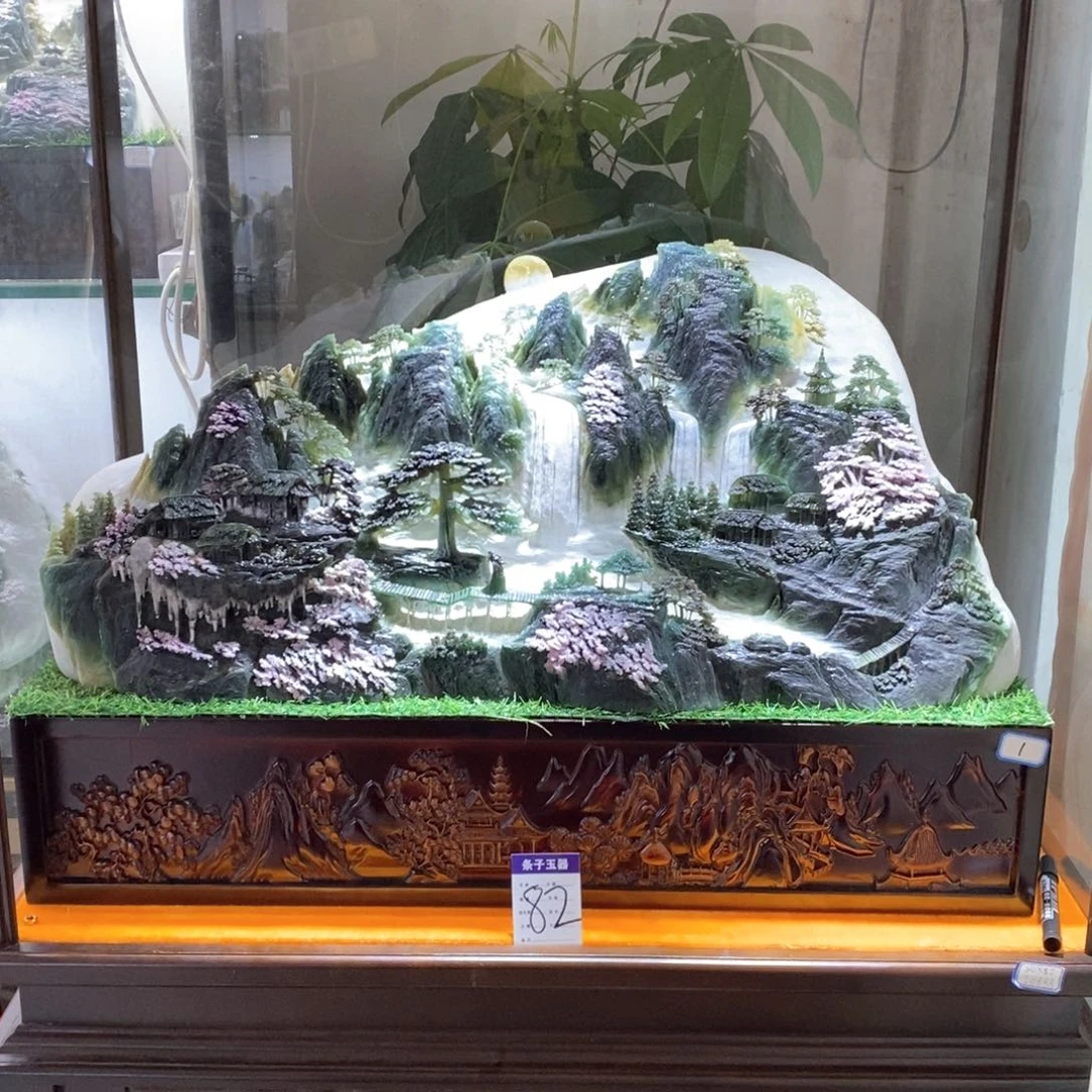 蛇纹石玉未镶嵌摆件