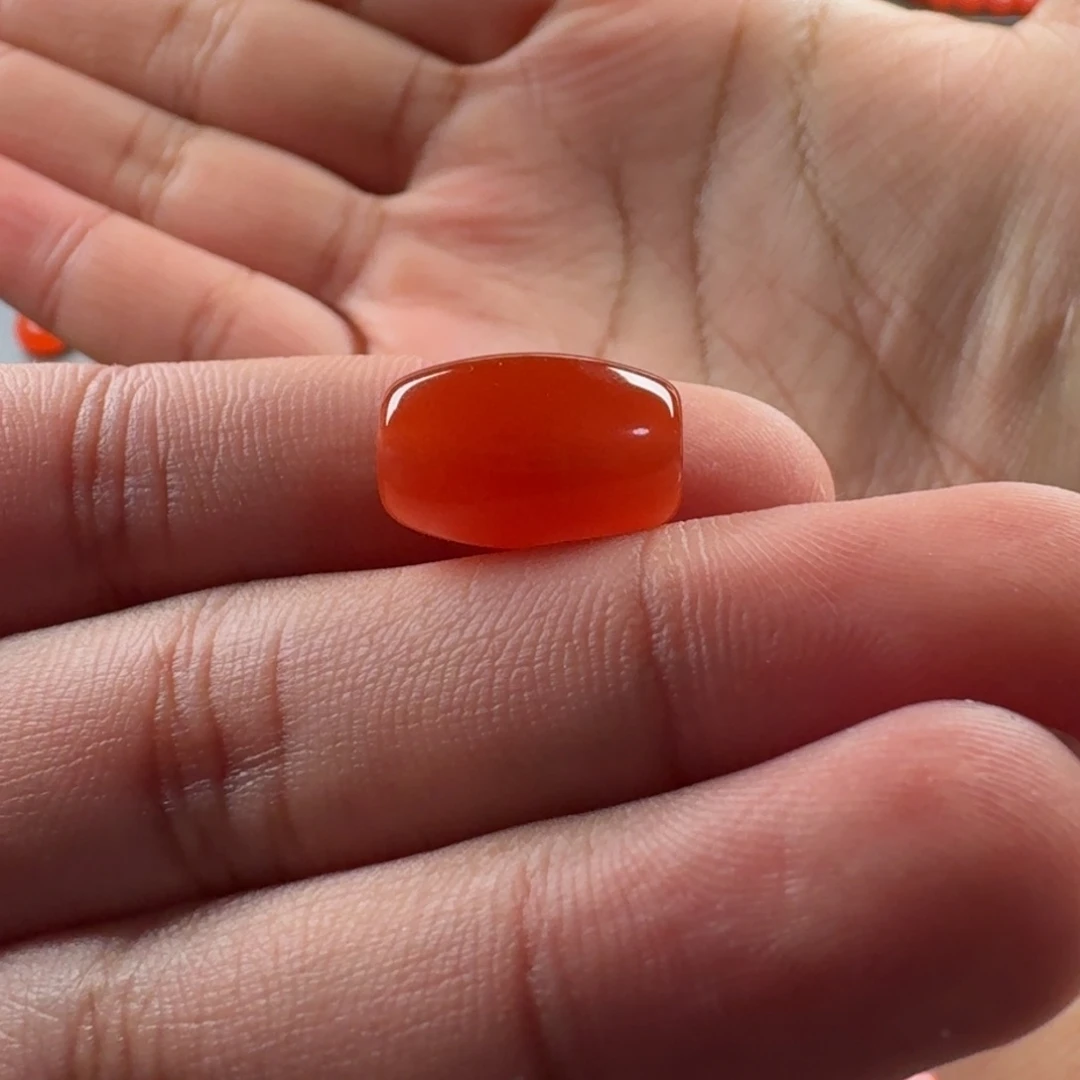 南红玛瑙未镶嵌桶珠15.3*9.9mm