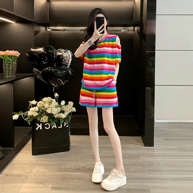 多巴胺穿搭休闲运动套装女夏季减龄炸街彩色条纹短袖短裤两件套潮