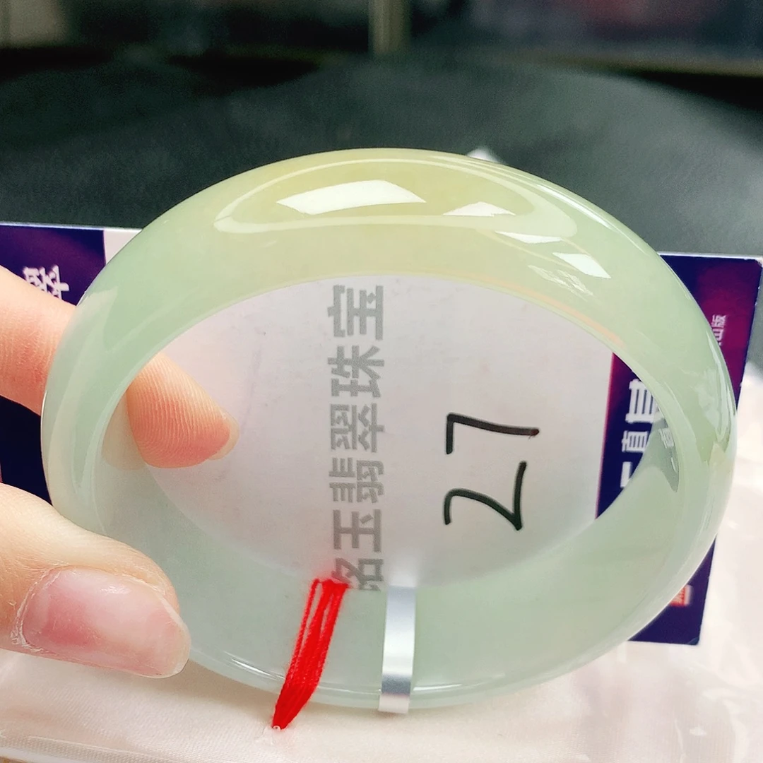 翡翠手镯未镶嵌缅甸天然a货翡翠手镯