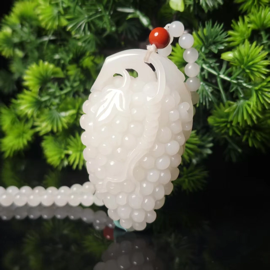 lot6656 多子多福 和田玉白玉 67*42.6*22.5mm 114.5g