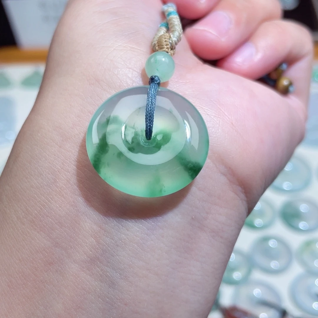 颈饰未镶嵌翡翠扣子