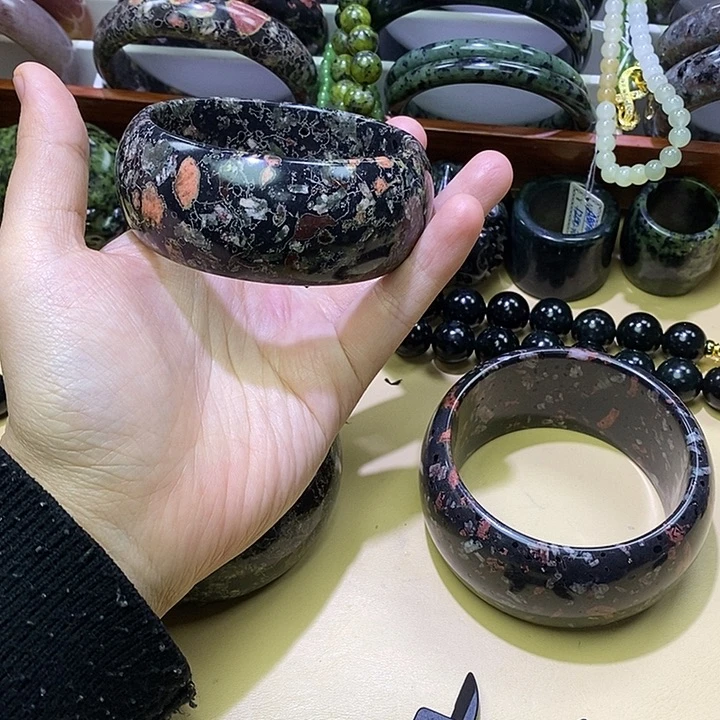 方钠石未镶嵌手镯1号