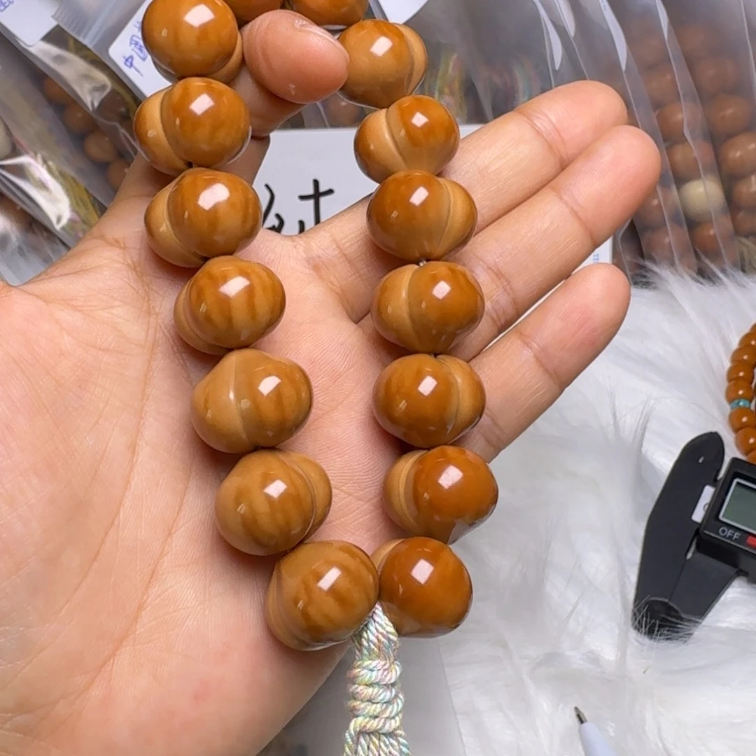 龍***叔猴头核桃吊坠顶级屁桃18大➕