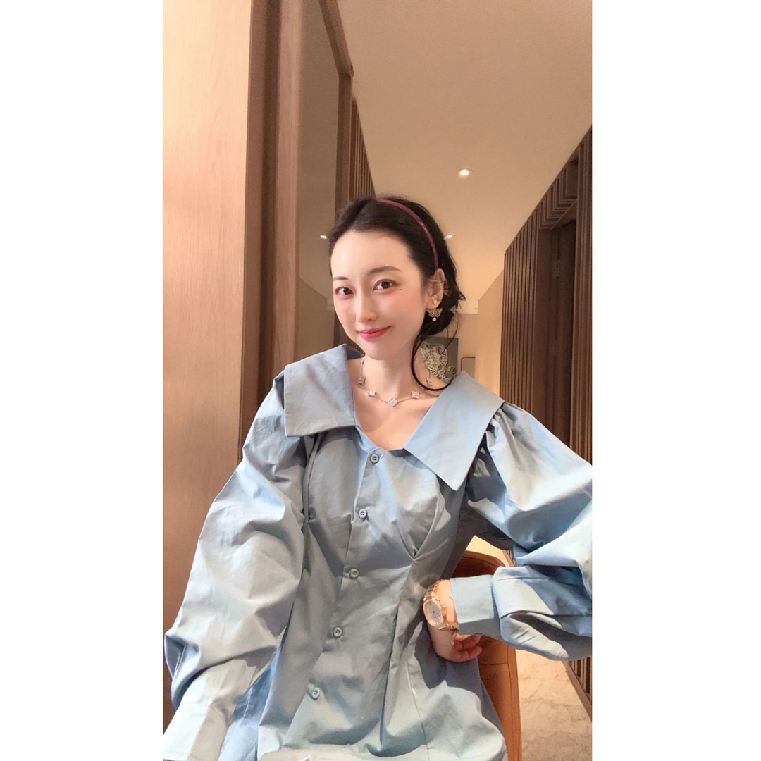【张静芝】天空蓝翻领长袖连衣裙
