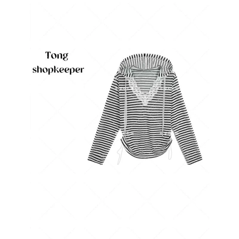 TT-QJ/彤掌柜1681548 春款25线条进口莱赛尔显瘦拼蕾丝抽绳上衣