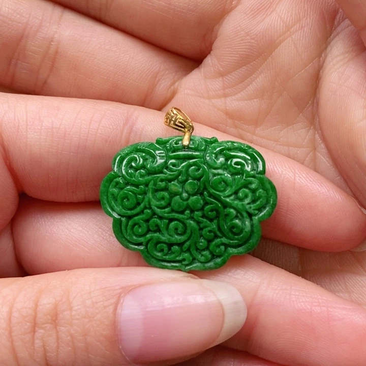 翡翠颈饰未镶嵌吊坠