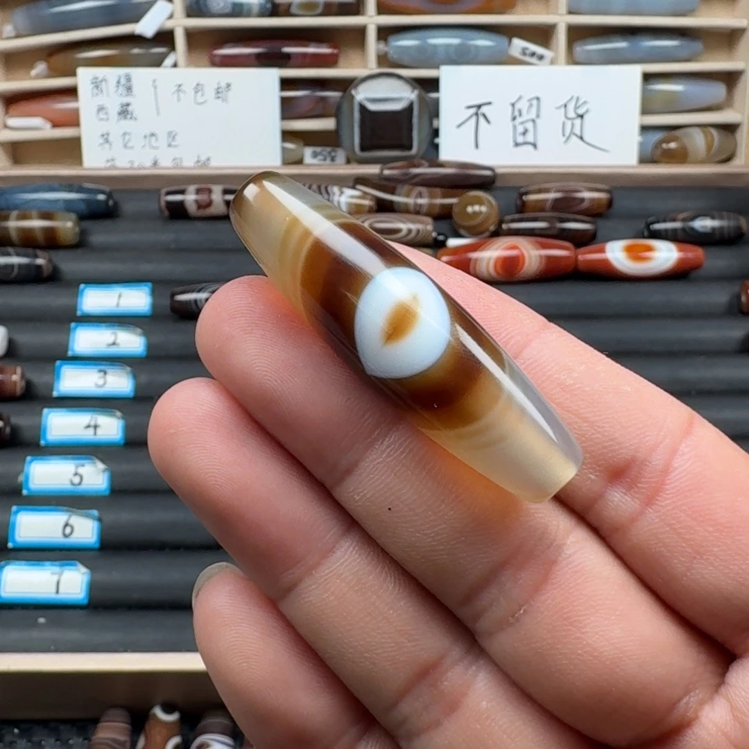 6***玛瑙/玉髓未镶嵌颈饰