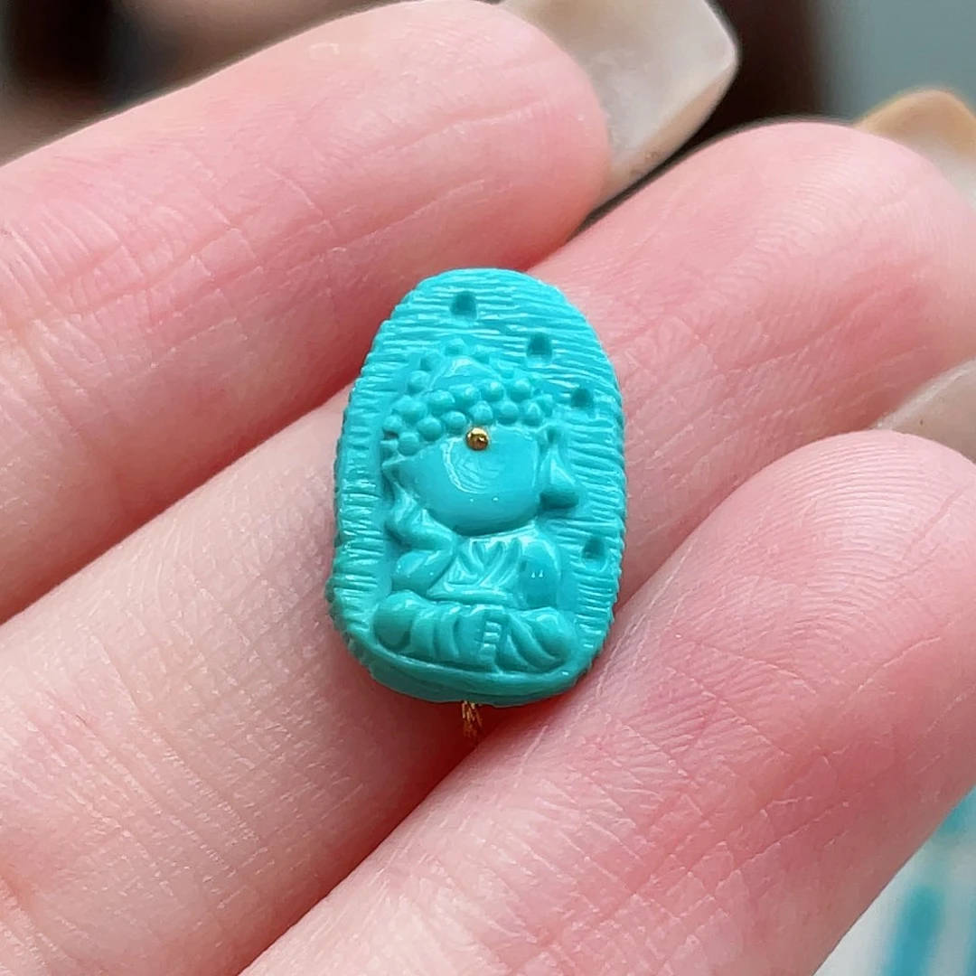 绿松石未镶嵌颈饰