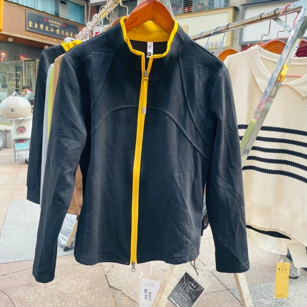 时尚百搭立领撞色运动双开拉链长袖女士秋季小外套