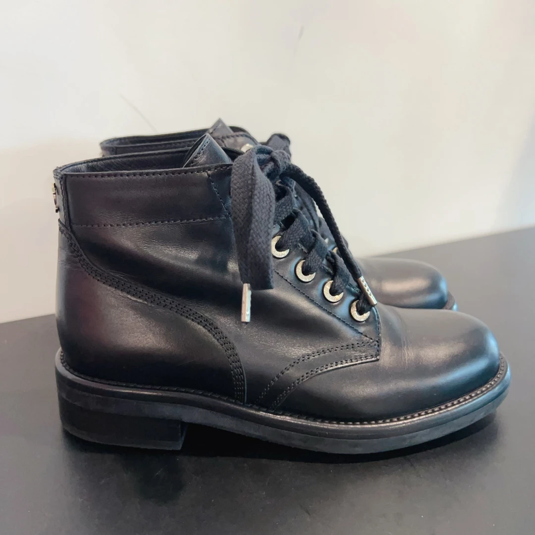 99新 Chanel/香奈儿 安洁利严选靴子 尺码36成色看直播GSS26181