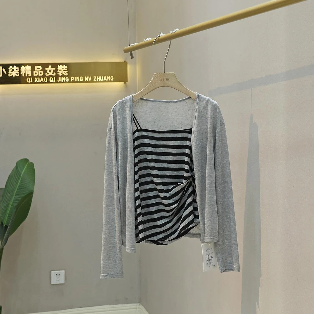 2025夏季轻薄透气条纹针织吊带+长袖防晒开衫叠穿休闲两件套女